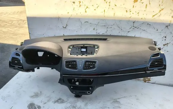 Renault Fluence Dashboard 681006429R