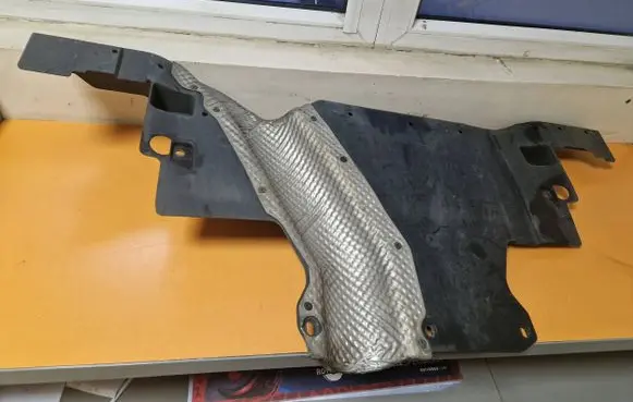 Mercedes-Benz CLA C118 X118 Trunk boot underbody cover/under tray A2473522600