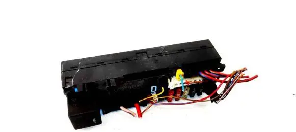 Mercedes-Benz E W210 Fuse box set A0005400372 05376120
