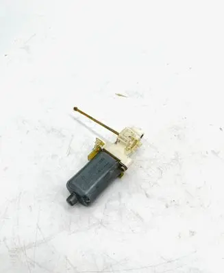 BMW 3 E46 Seat adjustment motor 0390201929