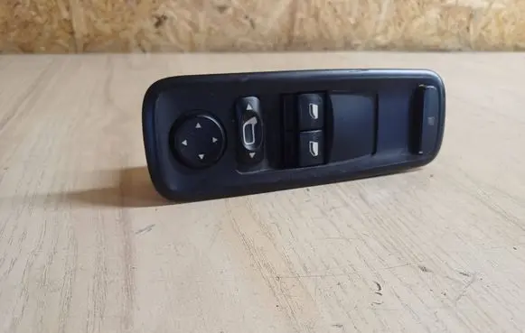 Fiat Ulysse Electric window control switch 14957470XT 014591251