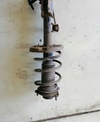 Hyundai i40 Front shock absorber with coil spring MIJ13111