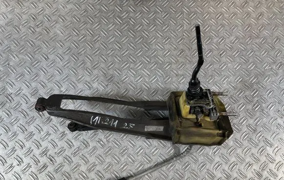 Mercedes-Benz E W211 Gear shifter/selector A2112673024