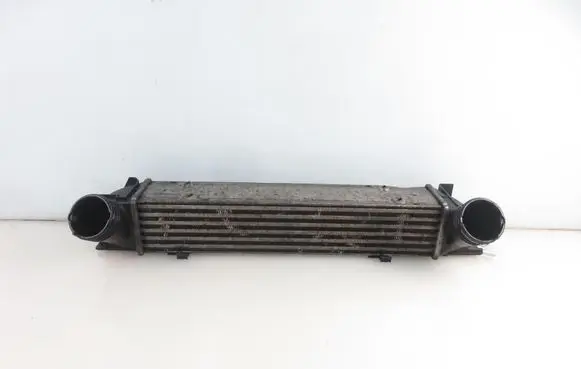 BMW 3 E90 E91 Intercooler radiator 3093796