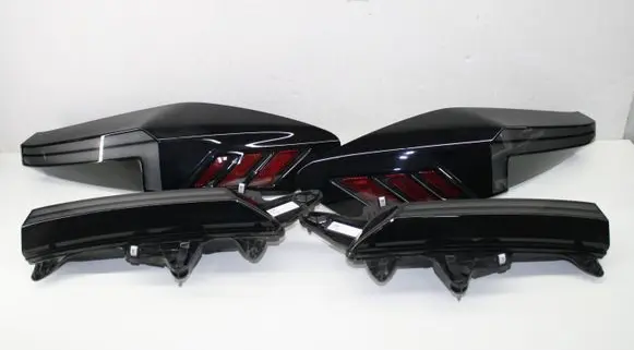 BMW XM Rear/tail lights set 9879757 9879758
