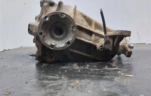 Mercedes-Benz C W202 Rear differential 0647247