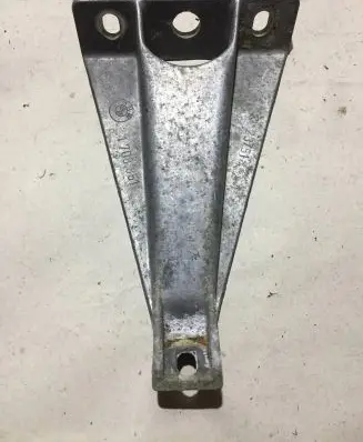 BMW 7 E32 Engine mounting bracket 1708851
