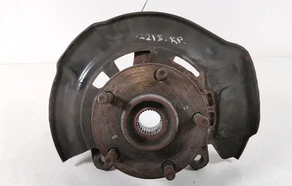 Toyota Auris 150 Front wheel hub