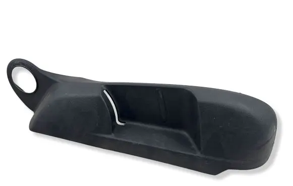 Volkswagen PASSAT B6 Seat trim 3C0881318A