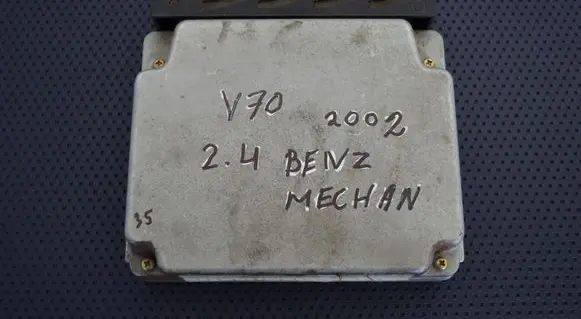 Volvo V70 Engine control unit/module 