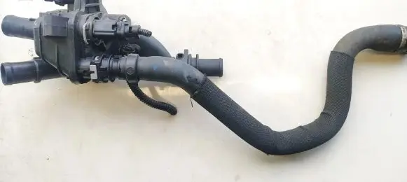 Peugeot 508 Engine coolant pipe/hose 9684588980