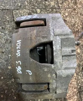 Volvo XC90 Front brake caliper