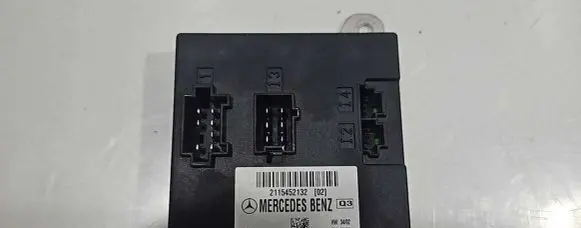 Mercedes-Benz E W211 Comfort/convenience module 2115452132