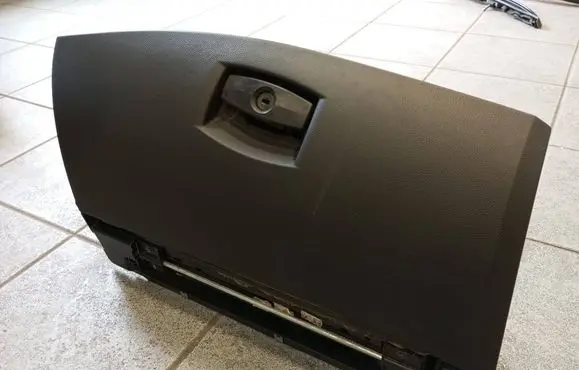 BMW 7 E65 E66 Glove box 7034080 51167034080