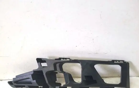 Ford Mondeo MK IV Front bumper mounting bracket