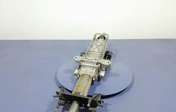 BMW X5 E53 Steering wheel axle 6894879