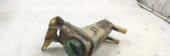Audi A4 S4 B5 8D Power steering fluid tank/reservoir 8D0422373C