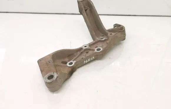 Volkswagen Golf V Front lower control arm/wishbone 1K0199295E