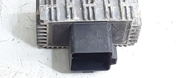 Opel Zafira A Glow plug pre-heat relay 09132691 51299008