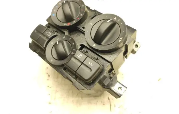 Mercedes-Benz Vito Viano W639 Climate control unit A6399060000 5HB00851216