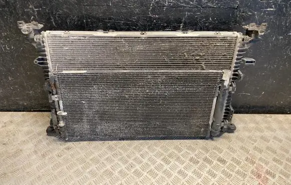 Coolant radiator