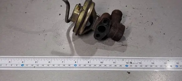 Mitsubishi Pajero EGR valve AEY77 585727C