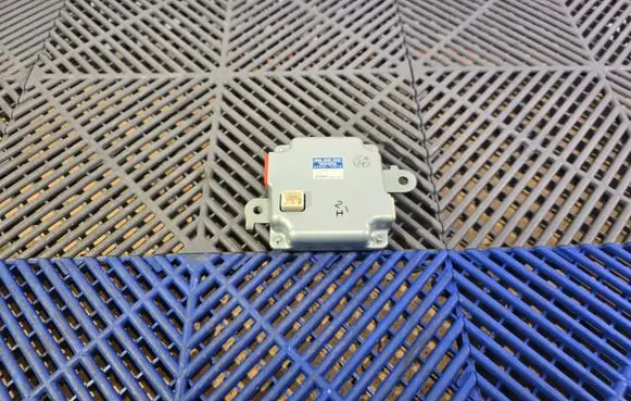 Toyota Auris E180 BSM Control unit 8989212010 1751007301