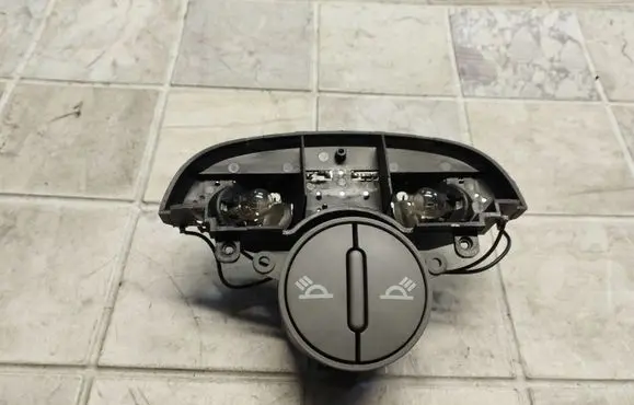 KIA Sorento Front seat light