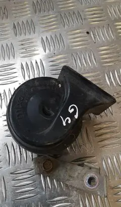 Volkswagen Golf IV Horn signal 00884
