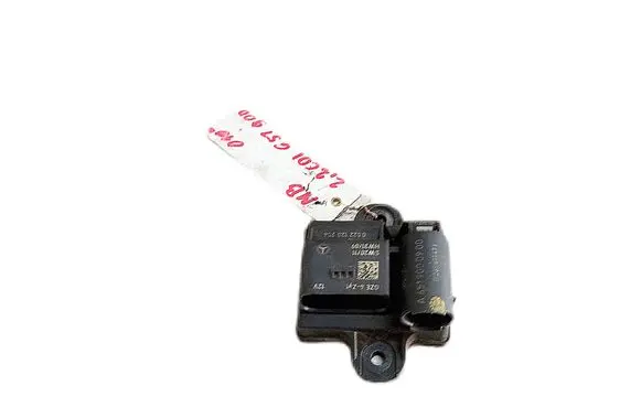 Mercedes-Benz E W212 Glow plug pre-heat relay A6519000900