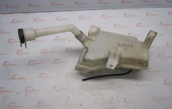 Opel Mokka Windshield washer fluid reservoir/tank 95326311