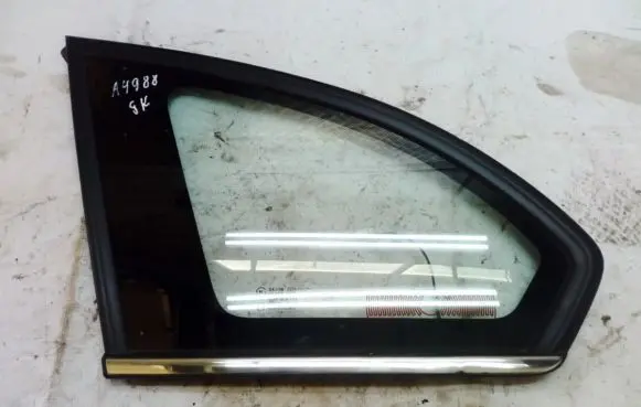 Chevrolet Captiva Rear side window