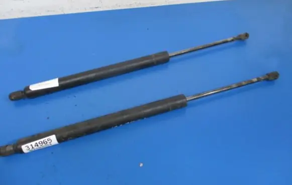 Volkswagen Sharan Shock absorber/damper mounting bracket 
