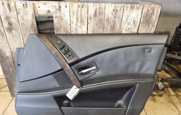 BMW 5 E60 E61 Sliding door card 