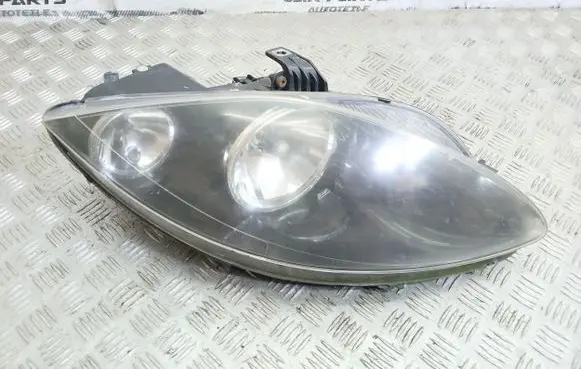 Seat Altea Headlight/headlamp