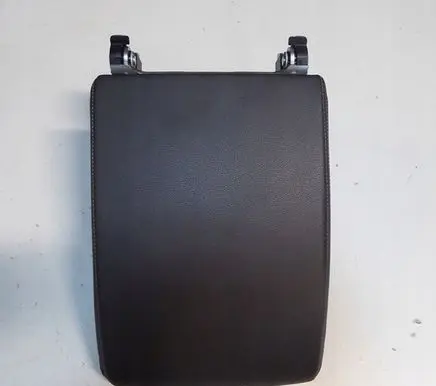 Volkswagen Touareg III Armrest 760864207