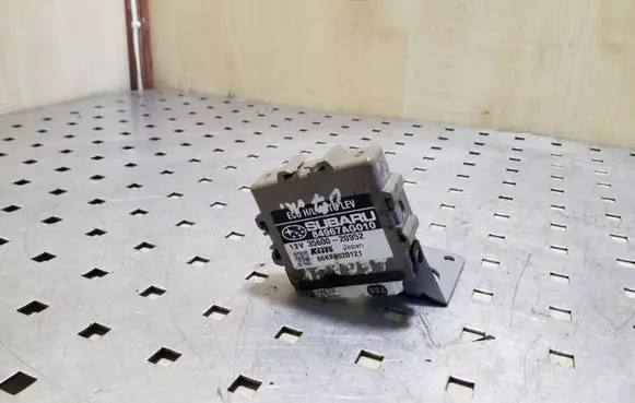 Subaru Legacy Light module LCM 84967AG010 3560020952