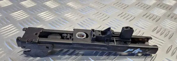 Skoda Octavia Mk2 (1Z) Seat belt adjustment rail 1T0857819 203680