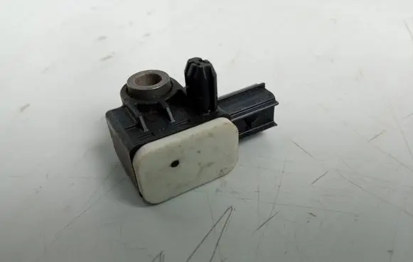 Mazda 3 II Airbag deployment crash/impact sensor BBM457KC0