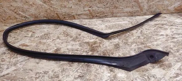 Lexus SC 300 - 400 Rubber seal front coupe door 6238124060