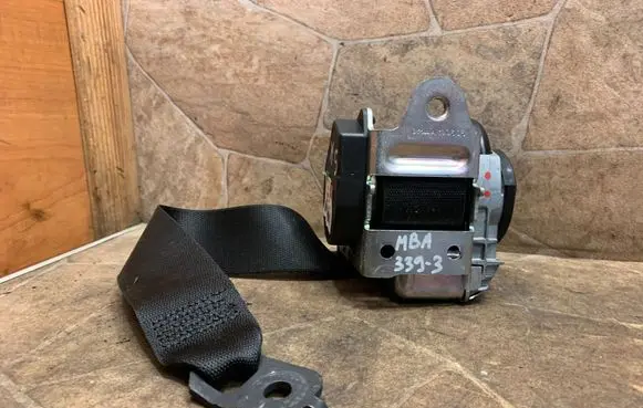 Mercedes-Benz E C207 W207 Rear seatbelt 619701700