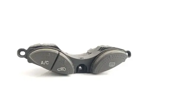 Ford Focus Windscreen/window heater switch YS4T19A945BA