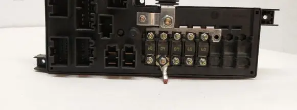 Volvo S80 Fuse module 8678449 5187872005