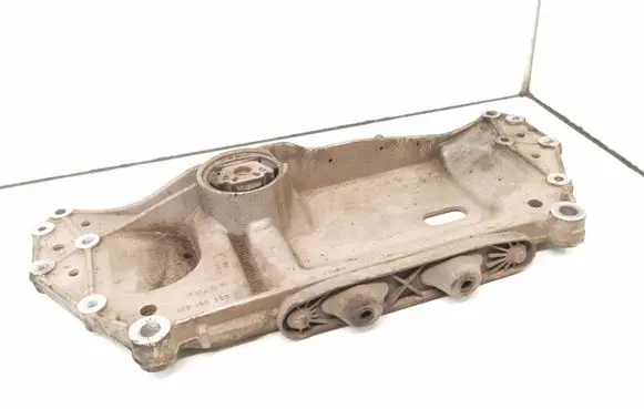 Volkswagen Touran I Front subframe 1K0199369F