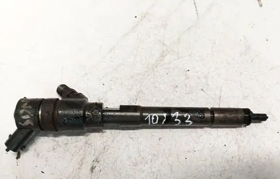 Fuel injector