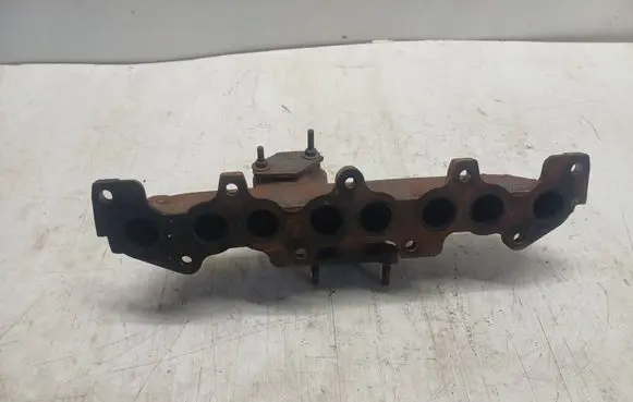 Peugeot 607 Exhaust manifold 9631424110