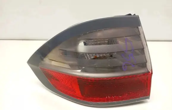 Ford S-MAX Rear/tail lights