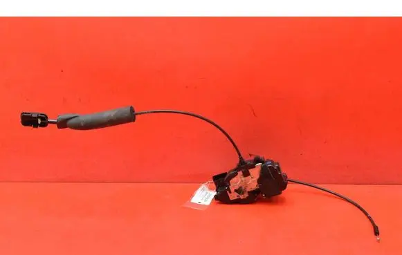 Renault Megane III Rear door lock 825020073R