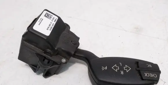 BMW 5 E60 E61 Indicator stalk 6951349