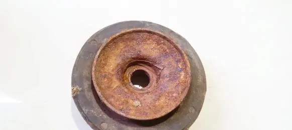 Volkswagen PASSAT B3 Coil spring mount 